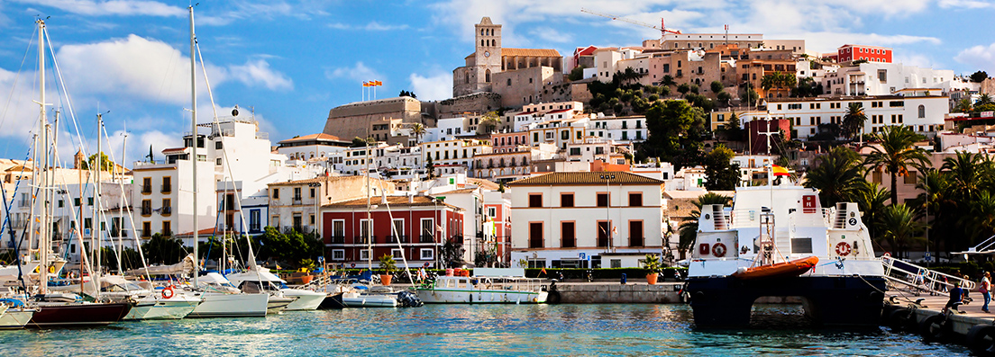 Ibiza la perle des Baleares et son port